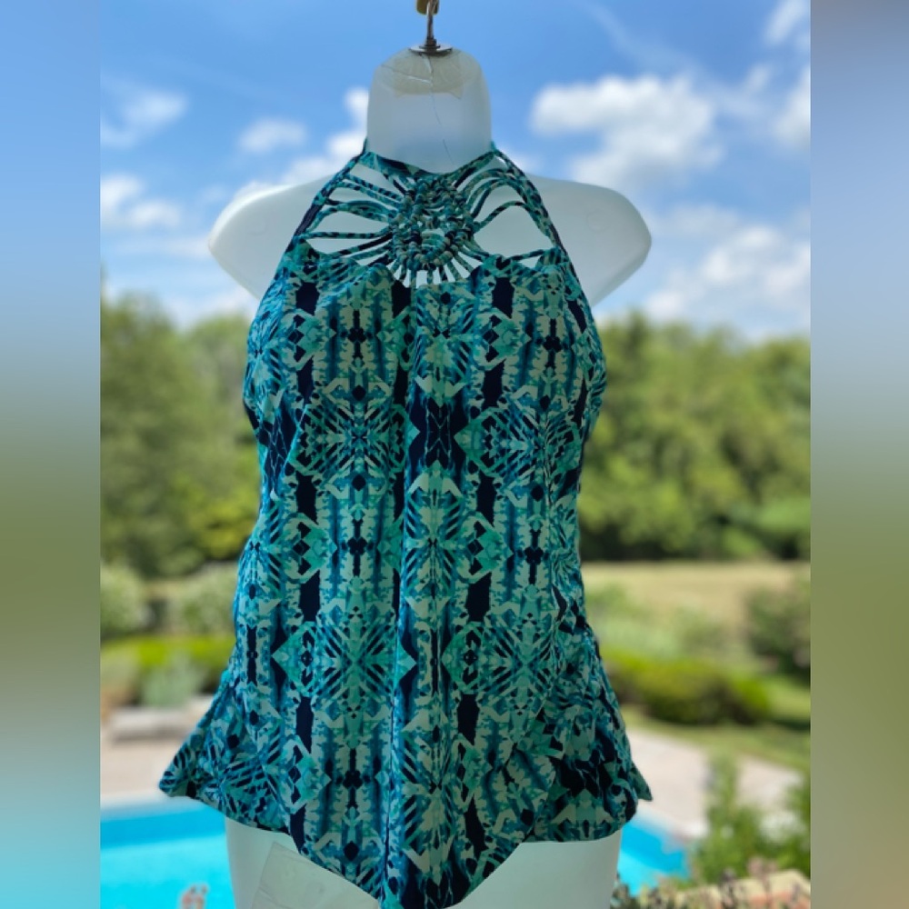 Island Eacape - Lovely abstract pattern navy/teal/aqua halter tankini, S…